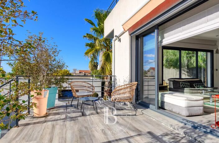 VENTE - MARSEILLE - 13008 - MONTREDON - LA GROTTE ROLLAND - MAIS — photo 3