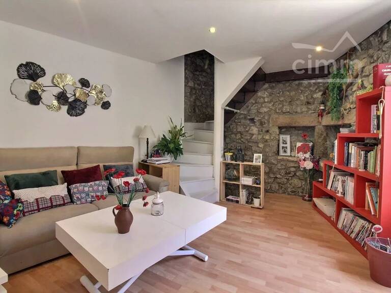 Maison de village rénovée au cœur d’Andance — photo 1