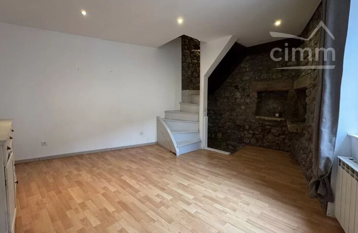 Maison de village rénovée au cœur d’Andance — photo 3