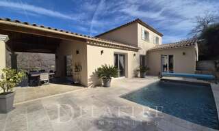 Maison 8 Pièces 180 m² à vendre à Le Bar-sur-Loup (06620)