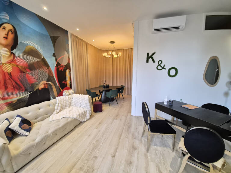 Local commercial 65 M2 centre historique — photo 1