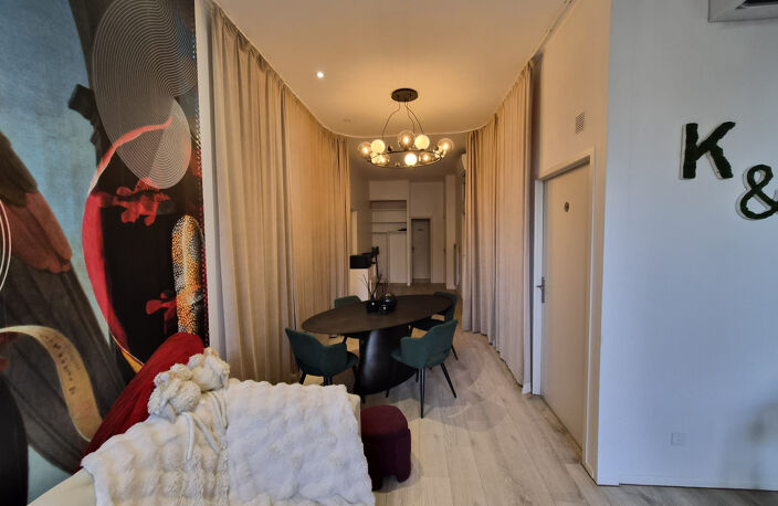Local commercial 65 M2 centre historique — photo 5