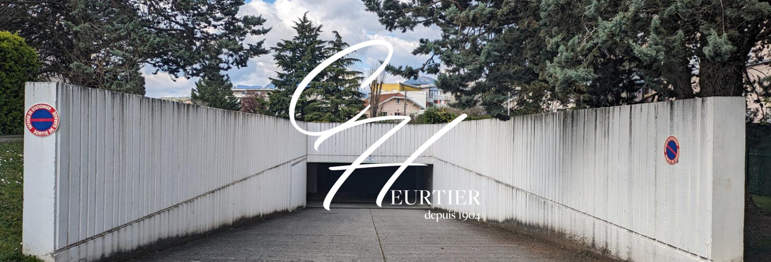 Garage  13 m² à louer à Échirolles (38130)