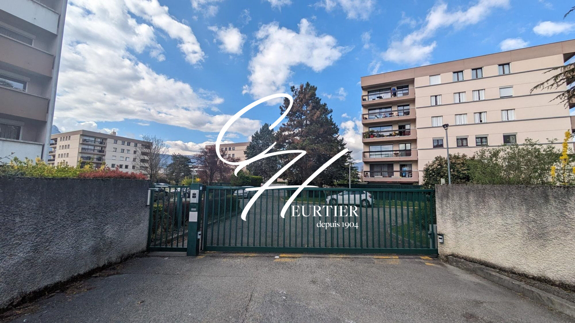 Parking  à louer Échirolles 38130