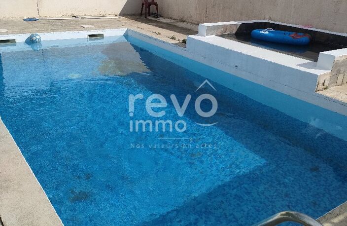 Villa — photo 2