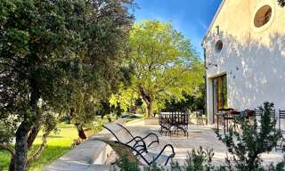 Maison 9 Pièces 270 m² à vendre à Venasque (84210)