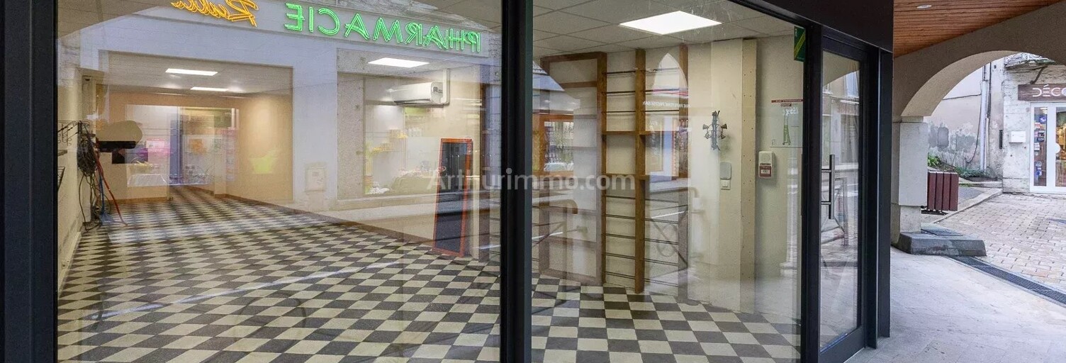 Commerce 1 Pièce 74 m² à vendre à Morestel (38510)