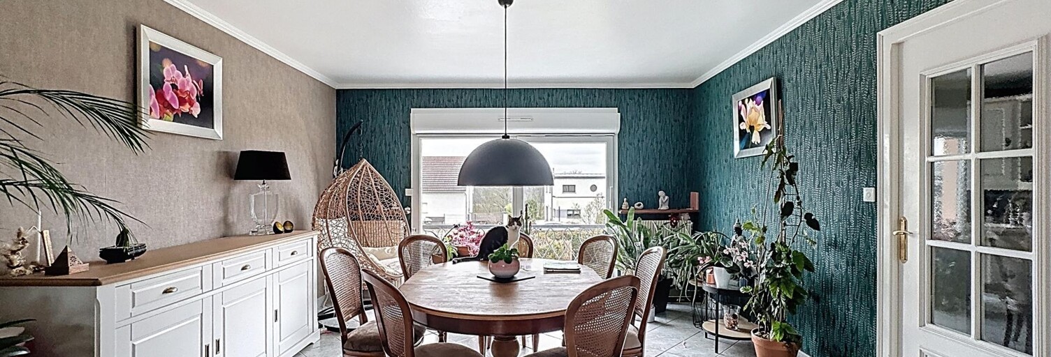 Maison 5 Pièces 131 m² à vendre à Charmes (88130)