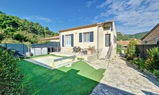Maison 5 Pièces 105 m² à vendre à Fontaine-de-Vaucluse (84800)
