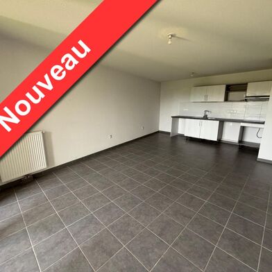 Appartement 3 pièces 700 €