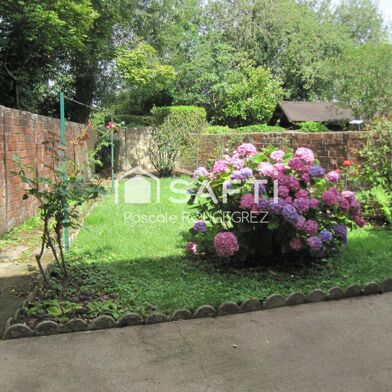 Immeuble  145000 €