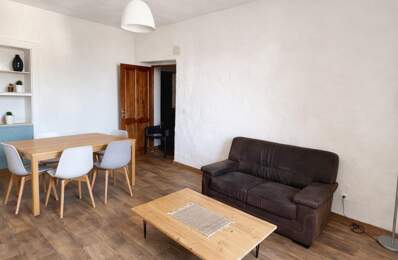 Très bel appartement T3 rénové en centre ville — photo du bien