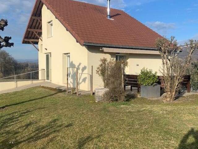 A vendre très belle villa de 89 m2 avec grand terrain située sur la Commune de Brens — photo du bien