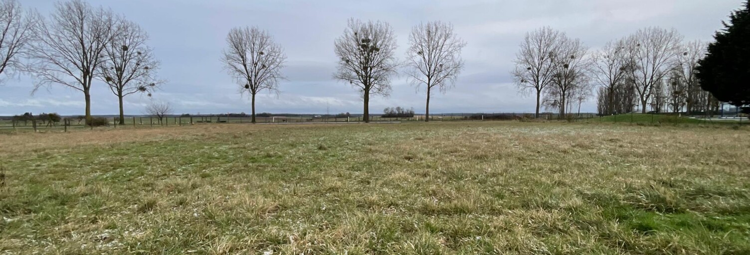 Terrain  5000 m² à vendre à Hornoy-le-Bourg (80640)