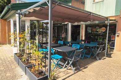 Commerce 2 pièces 256668 €