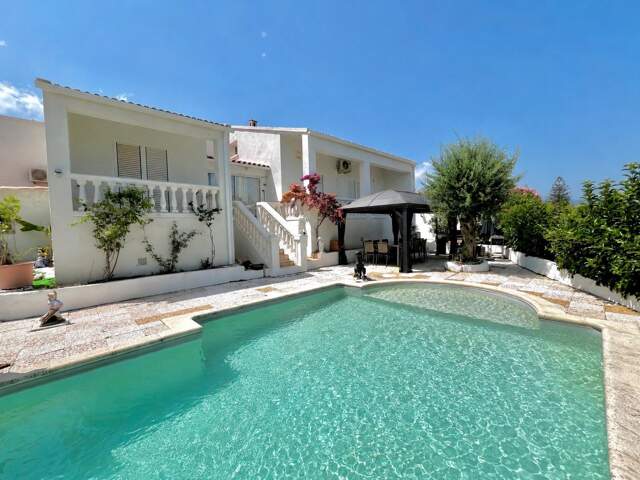 Maison 180 m² avec piscine  Les Collines à Biguglia — photo du bien