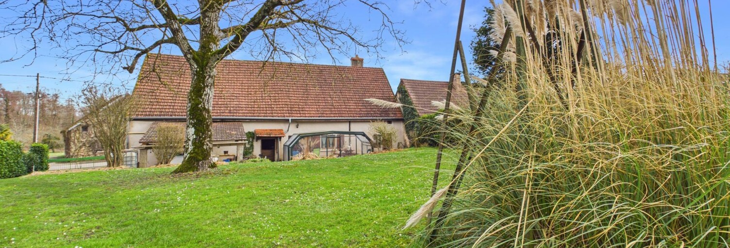 Maison 5 Pièces 93 m² à vendre à Essertenne-et-Cecey (70100)