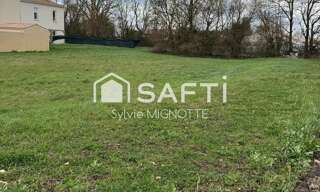 Terrain  1000 m² à vendre à Surgères (17700)