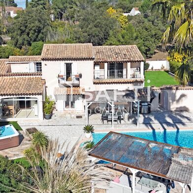 Maison 6 pièces 720000 €