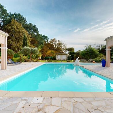 Maison 7 pièces 810000 €