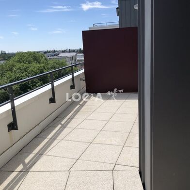 Appartement 3 pièces 870 €