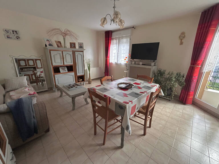 À VENDRE   Appartement 60 m2 avec balcon et parking   Vendu — photo 1