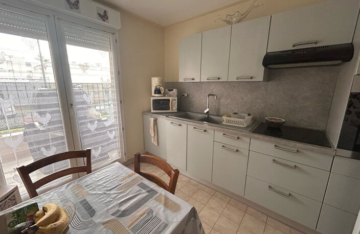 À VENDRE   Appartement 60 m2 avec balcon et parking   Vendu — photo 3