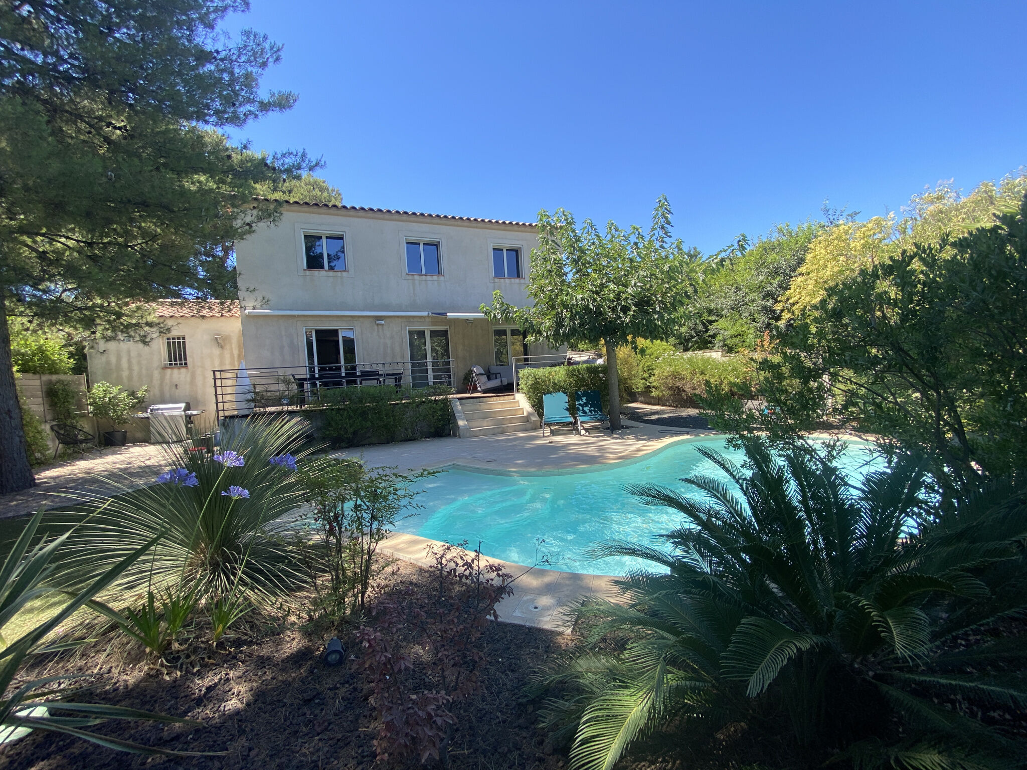 Villa / Maison  T4 à vendre Aubagne 13400