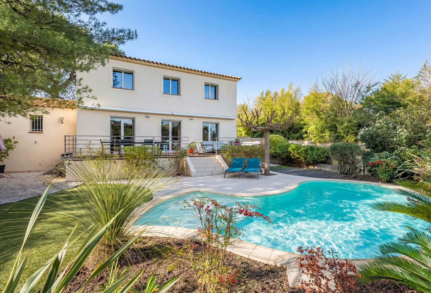 VILLA À VENDRE AUBAGNE LES PASSONS — photo 1