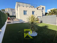 Villa contemporaine avec piscine   Quartier prisé au pied du — photo 3