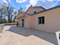 VERNAISON - Villa de 190 m2 avec 5 chambres, piscine et calm — photo 4