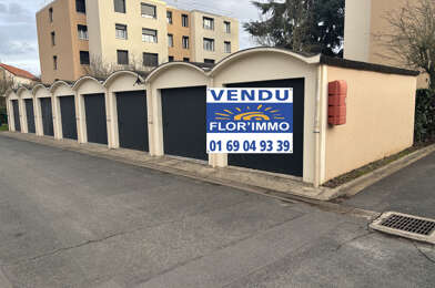 Garage  17000 €