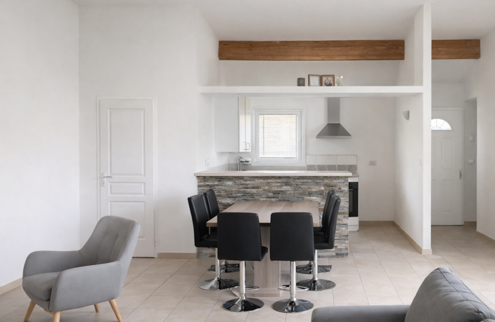 Dpt Hérault à vendre Saint Martin de Londres VILLA F5 SH 86, — photo 2