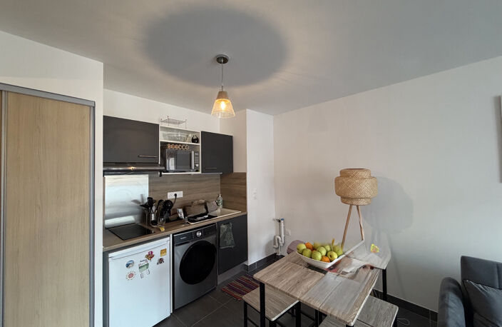 A VENDRE *** Nimes *** Appartement 2 Pièces 41 m2 avec place — photo 3