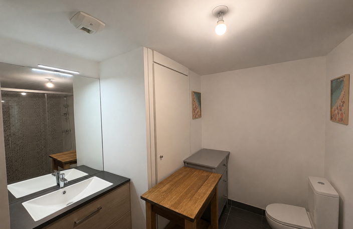 A VENDRE *** Nimes *** Appartement 2 Pièces 41 m2 avec place — photo 5