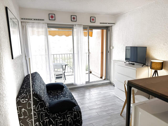 CARNON STUDIO TERRASSE — photo du bien