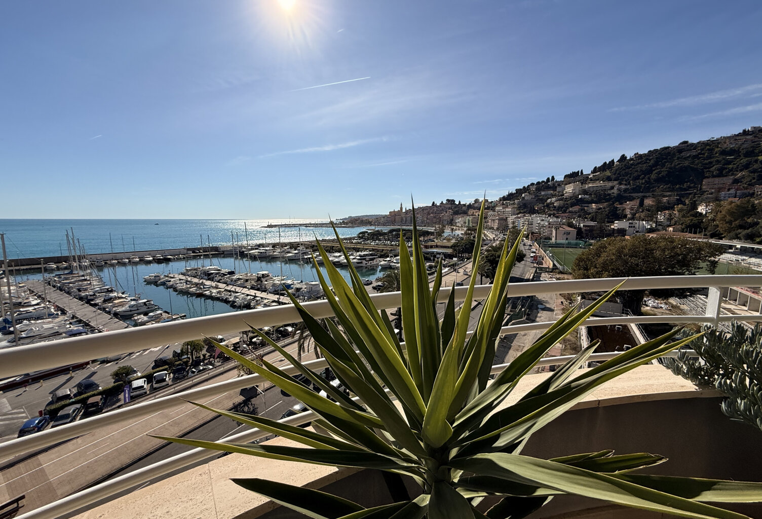 Exclusivité à Garavan - 4P avec terrasse vue, garages et cav — photo 1