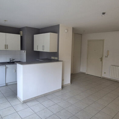 Appartement 2 pièces 780 €