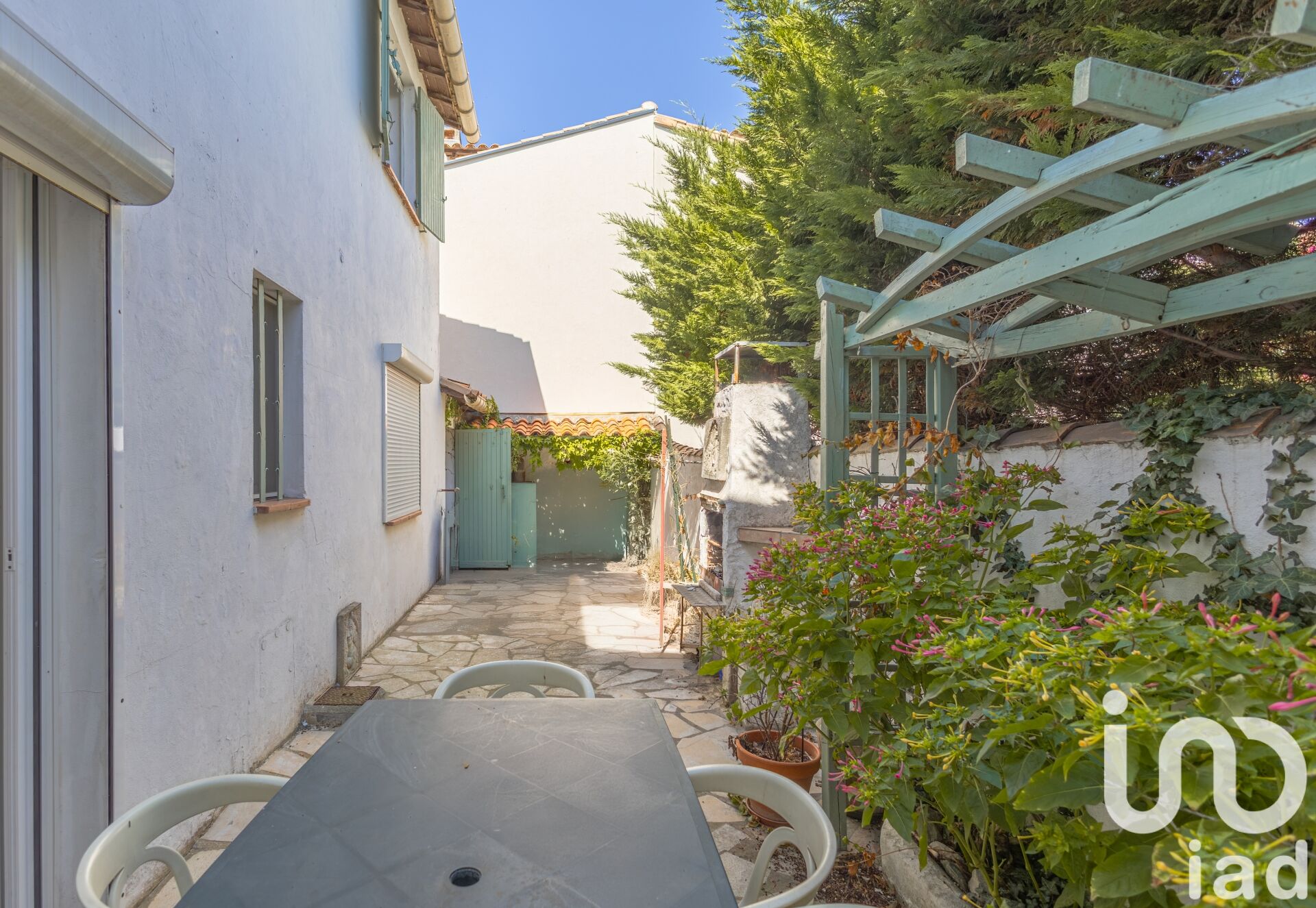 Saintes-Maries-De-La-Mer - 146m² - 4p. - 3ch.