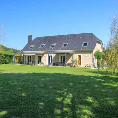 Maison 8 pièces 447000 €