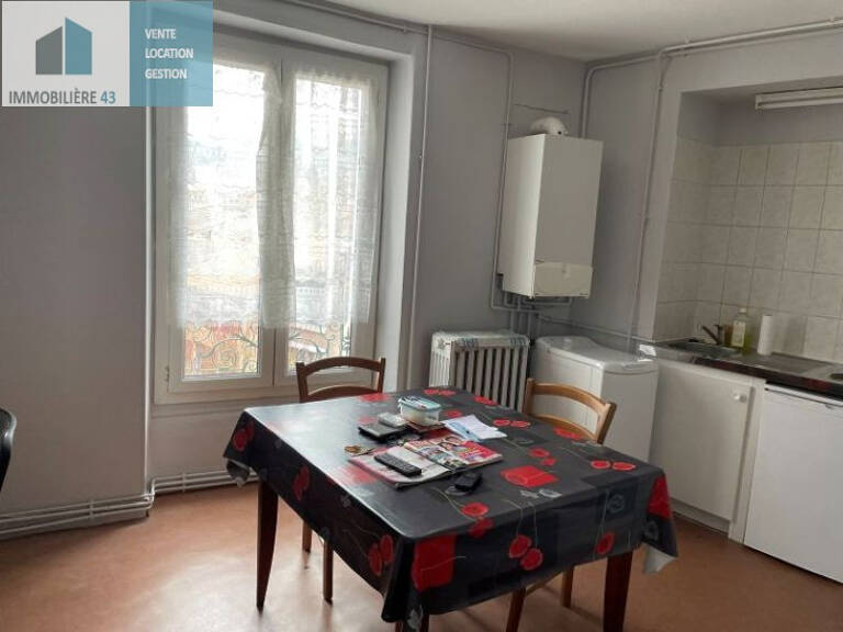 T2 AVEC MEUBLES LE PUY EN VELAY - 2 pièce(s) - 29.4 m2 — photo 1