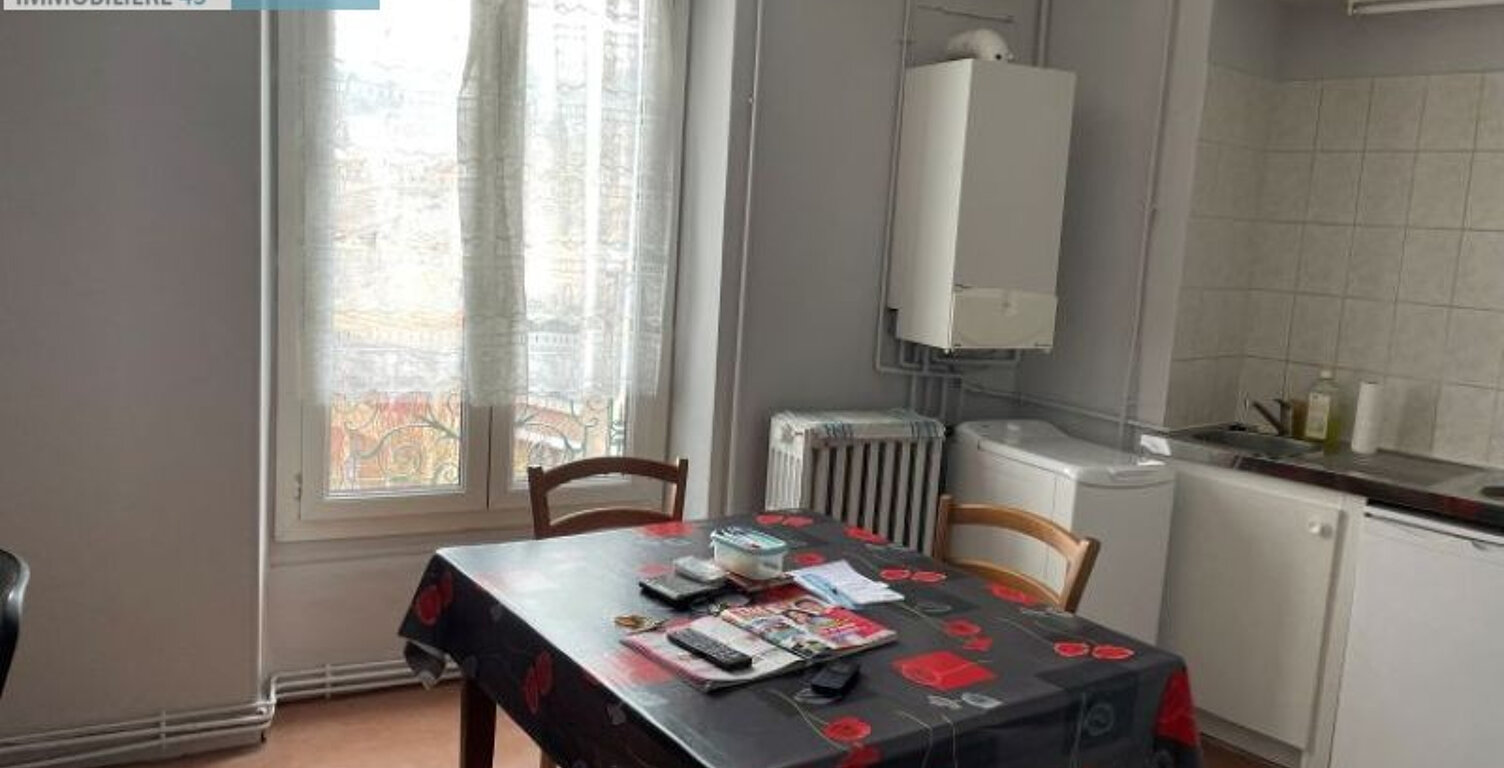 T2 AVEC MEUBLES LE PUY EN VELAY - 2 pièce(s) - 29.4 m2 — photo 1