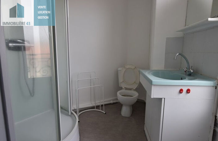 T2 AVEC MEUBLES LE PUY EN VELAY - 2 pièce(s) - 29.4 m2 — photo 3