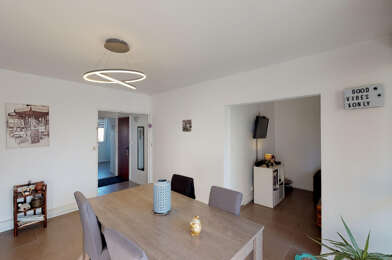 Appartement 4 pièces 818 €