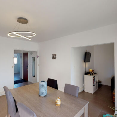 Appartement 4 pièces 793 €