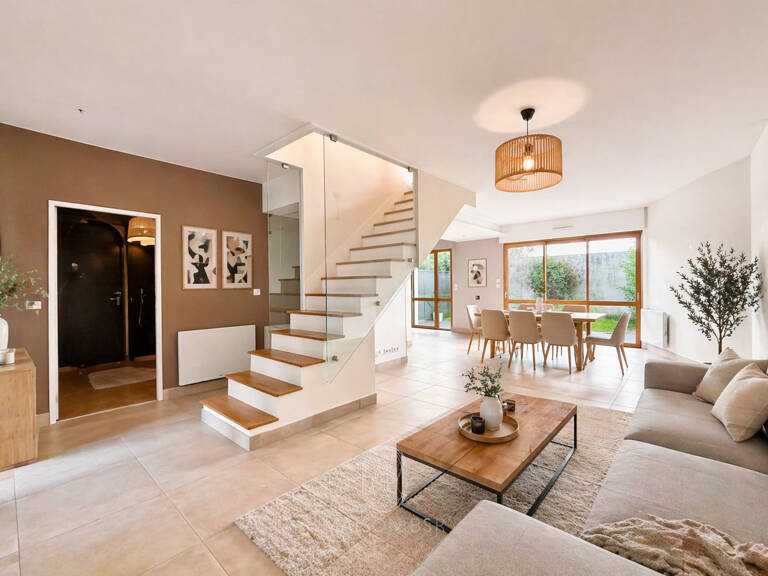 Maison contemporaine 4 chambres - Jardin - Canclaux — photo 1