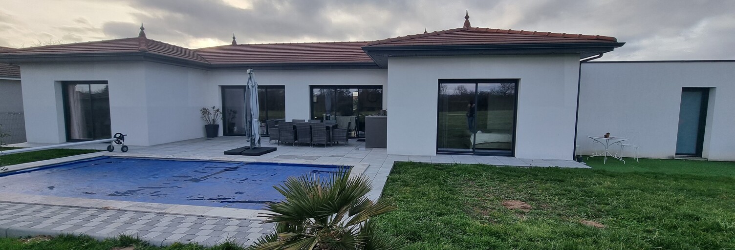 Maison 5 Pièces 145 m² à vendre à Vougy (42720)