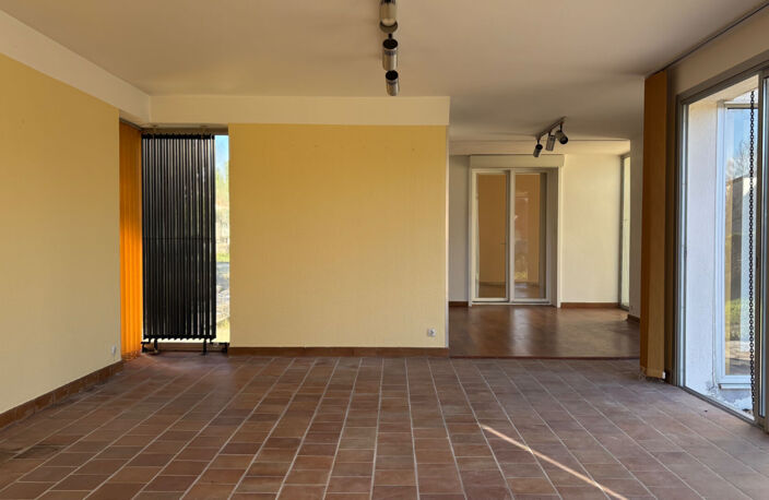 Maison cossue à St Gely Du Fesc 8 pièce(s) 276 m² — photo 4