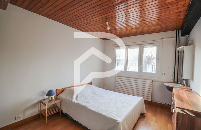 Maison Clamart 8 pièce(s) 184 m2 — photo 3