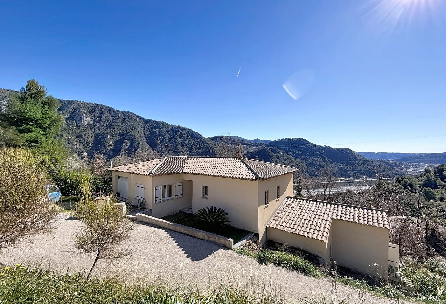 Maison — photo 1